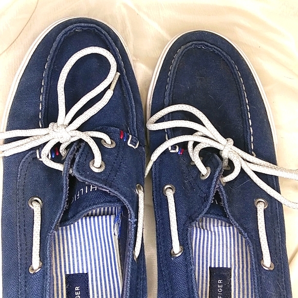 Tommy Hilfiger Boat Deck Shoes - Picture 9 of 10